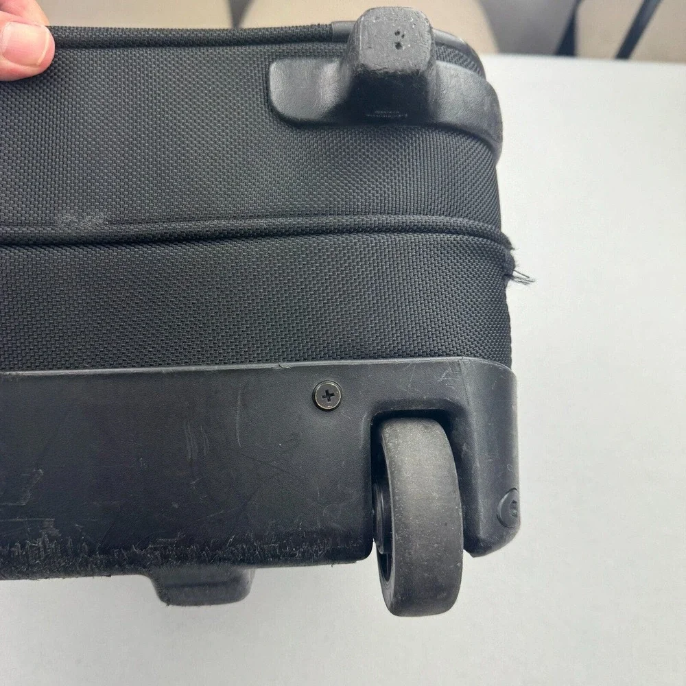 Briggs & Riley Compact Carry On Laptop Wheeled Briefcase Luggage Bag BR214